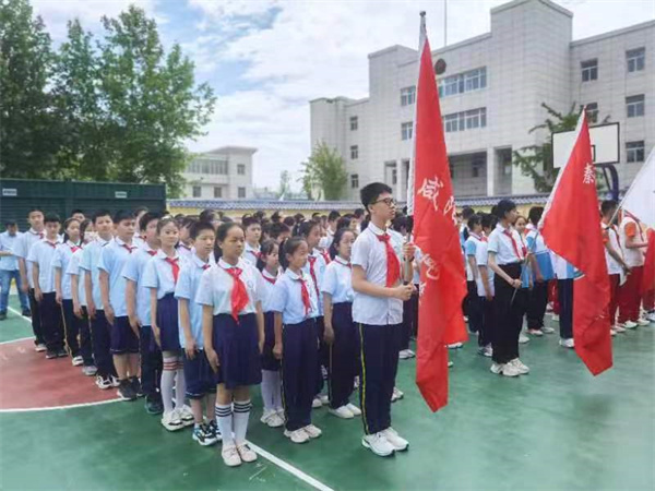 同心向黨 軍夢(mèng)伴行——咸陽(yáng)市高新一中小學(xué)生參加進(jìn)軍營(yíng)活動(dòng)